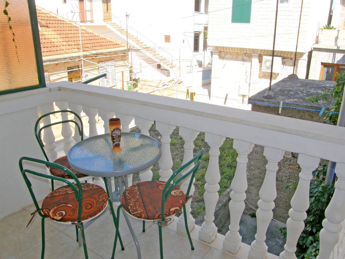 Apartments Jurica Primosten Luaran gambar