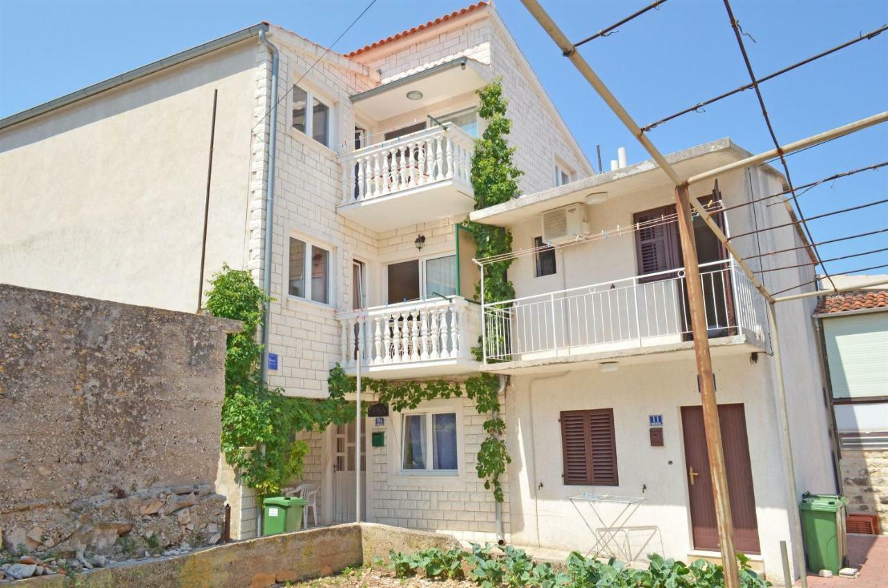 Apartments Jurica Primosten Luaran gambar